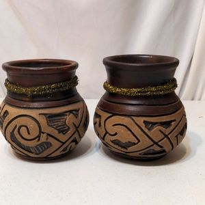 Set of 2 pieces of pottery pots planters made in Brazil